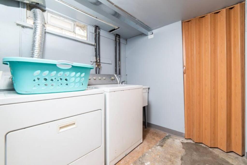 1St Floor - Free Parking - Washer & Dryer - Agh Apartment Pittsburgh Exterior foto